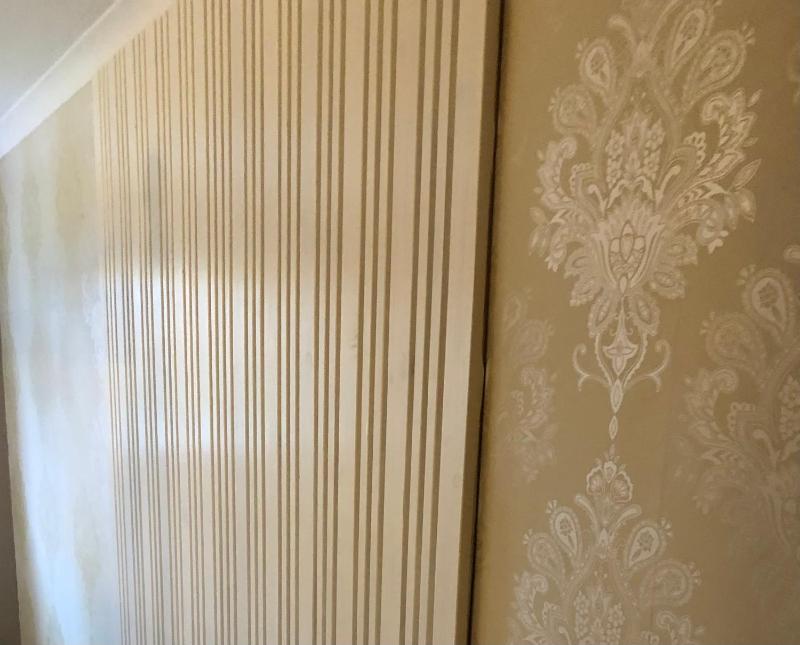 Four Poster Room image 2