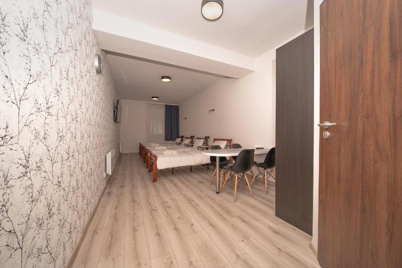 Quadruple Room image 1