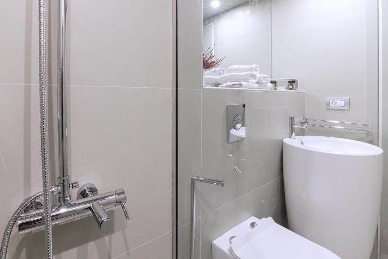Double Room with Garden View image 3