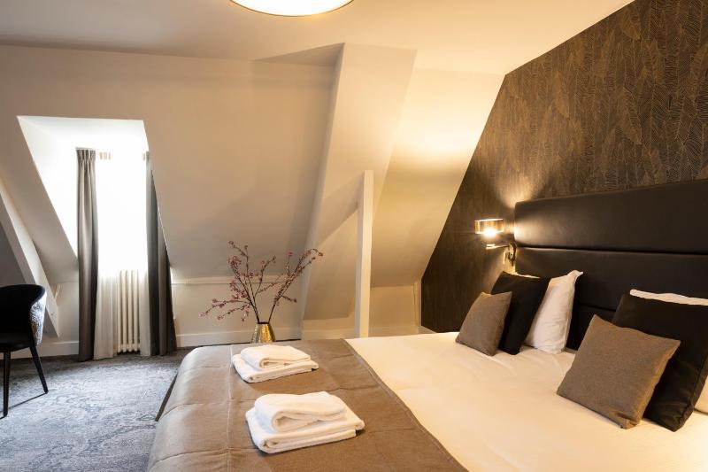 Standard Double Room image 1