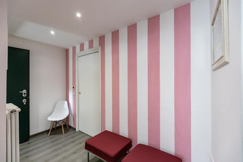 One-Bedroom Apartment image 3