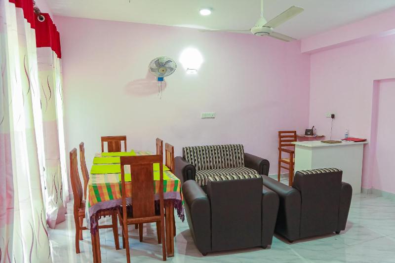 Lakeside Villa - image 26