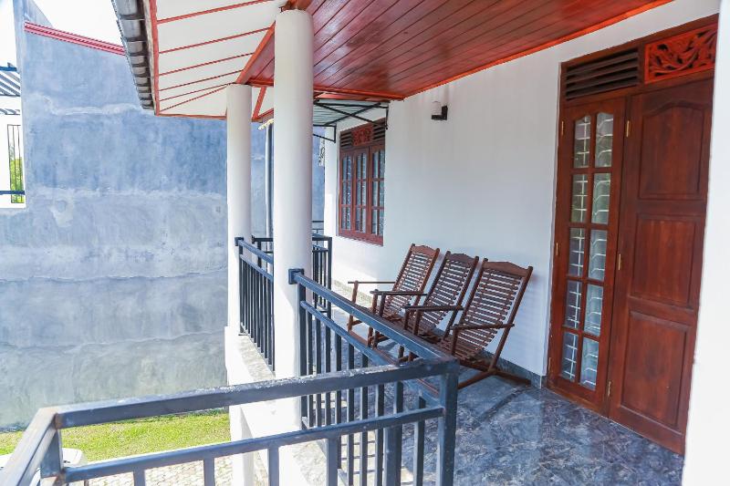 Lakeside Villa - image 23