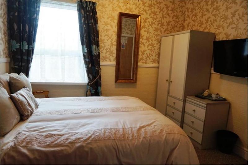 Dunromin Hotel - image 3