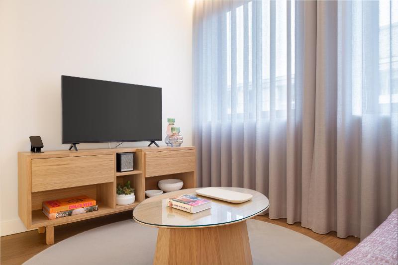 Catarina Serviced Apartments by HostWise - image 22