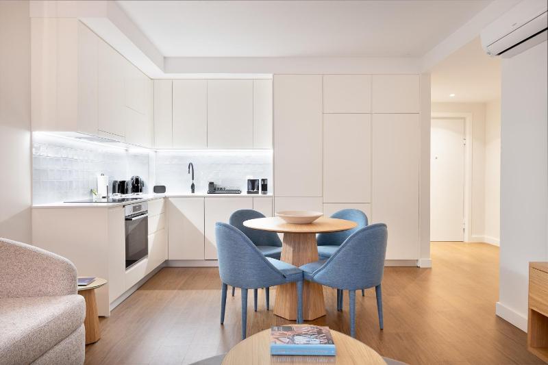 Catarina Serviced Apartments by HostWise - image 41