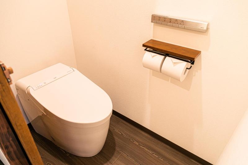 OKI's Inn - image 12