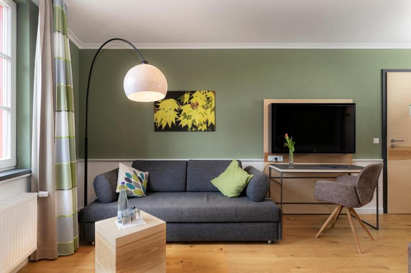 Comfort Double Room with Lake View image 3