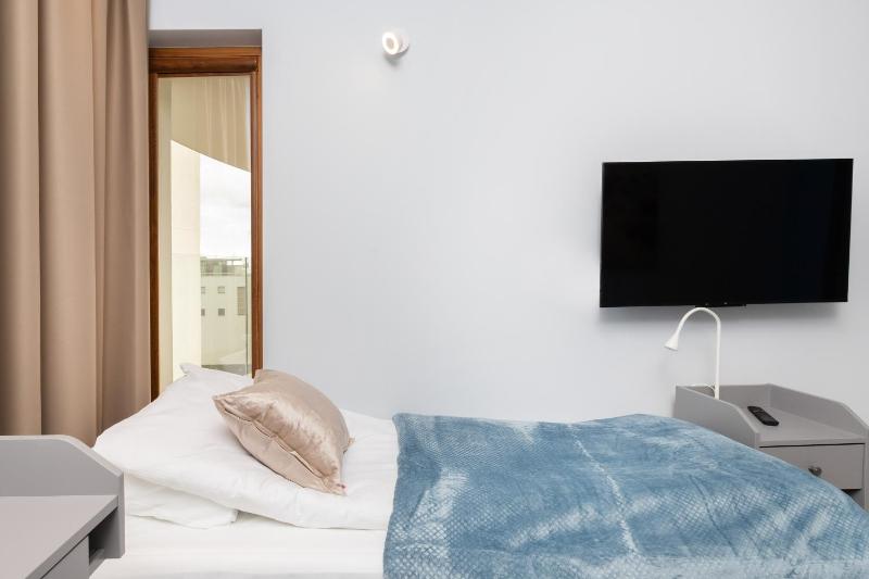 Batorego 7 Gdynia Premium Apartments with Parking by Noclegi Renters - image 16