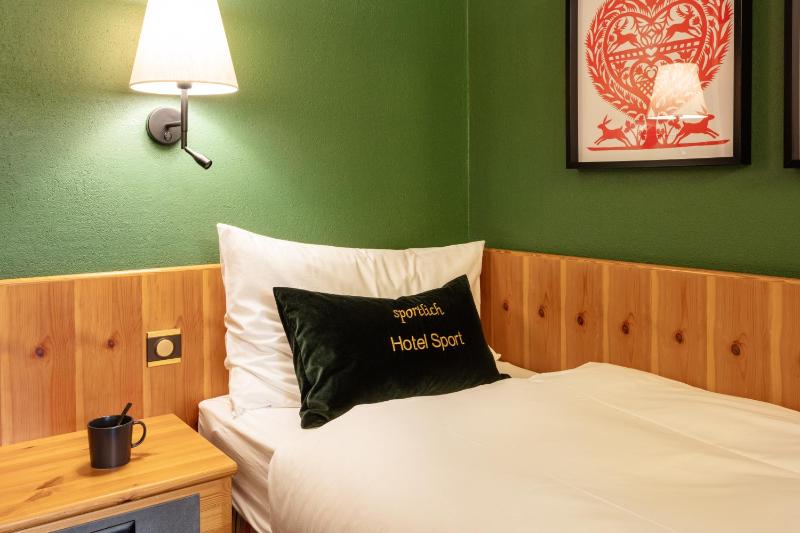 Standard Single Room image 3