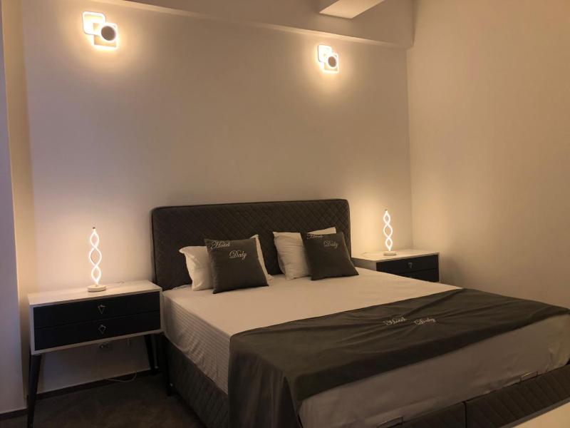 Apartment with Pool View  image 3