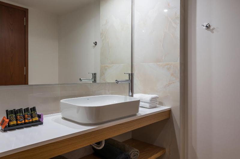 Villa City View - Heated Pool & Gym & Sauna - Majestic views - 5 min drive from center - image 24