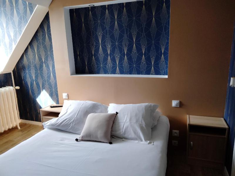 Hôtel Central Anzac Amiens Gare - image 17