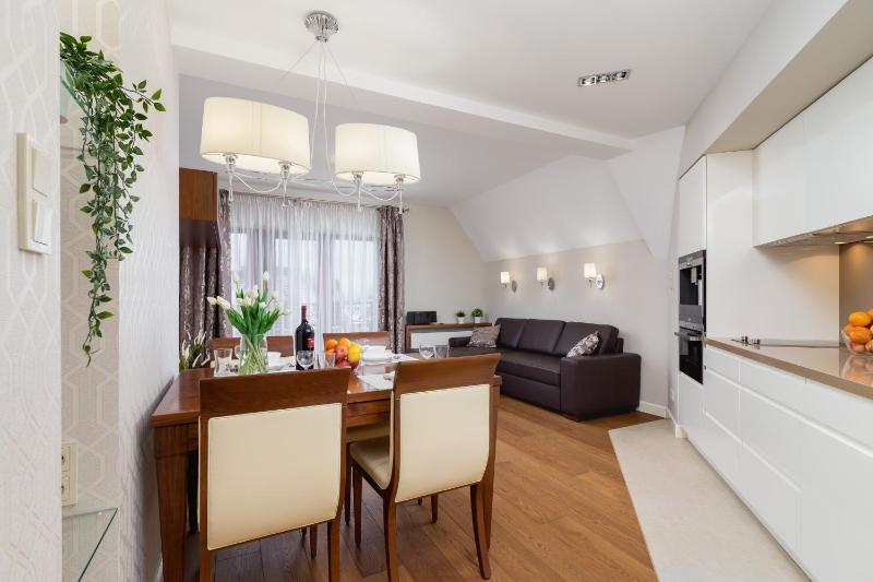 Apartament Lux Rezydencja Tatry by Renters Prestige - image 9