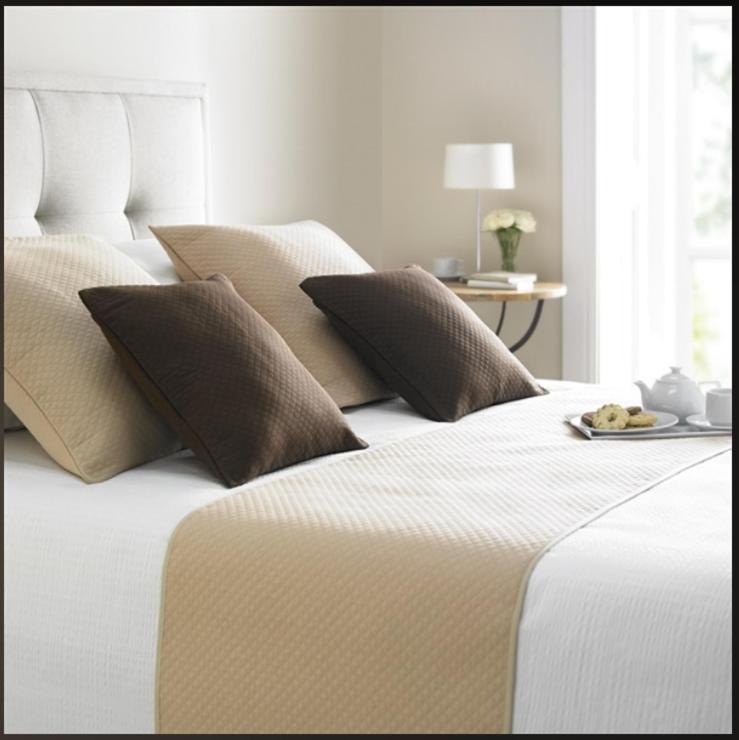 Deluxe Room image 1