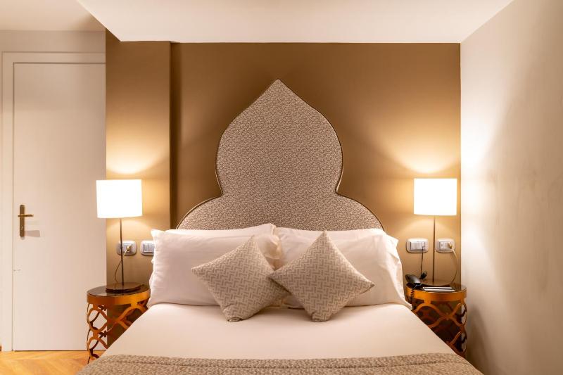 Junior Suite with Garden View image 3