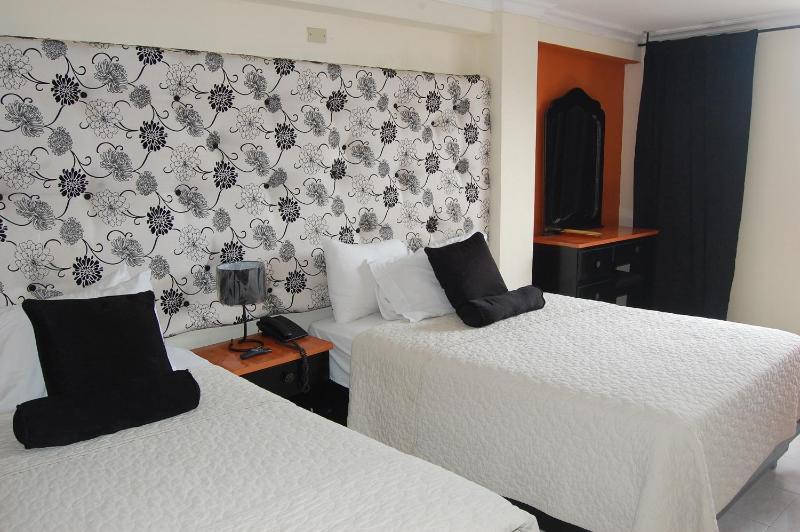 Superior Double Room image 1