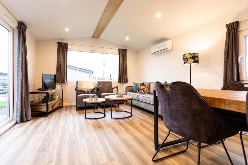 Chalet - Holiday home image 2