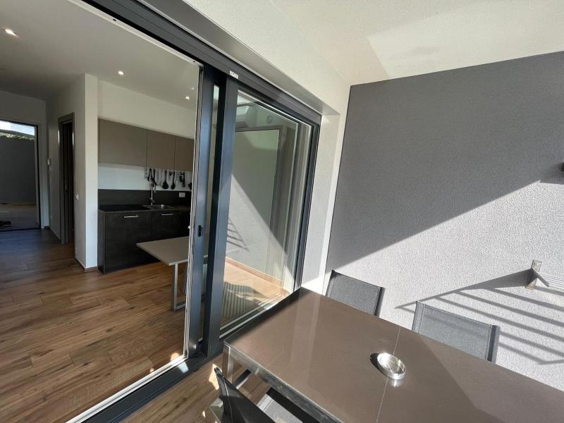 Studio Apartment image 3