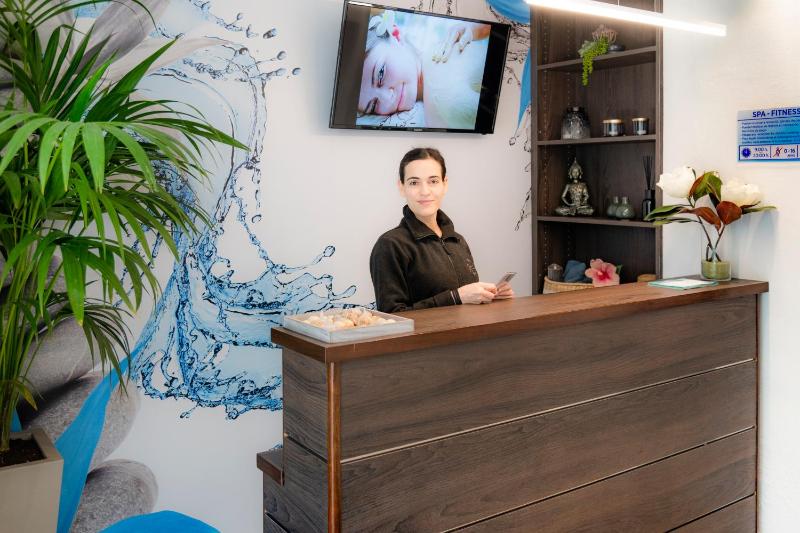 GHT Aquarium & Spa - image 29