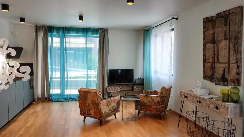 Baratero Club Apartments Private Parking EV points - image 11