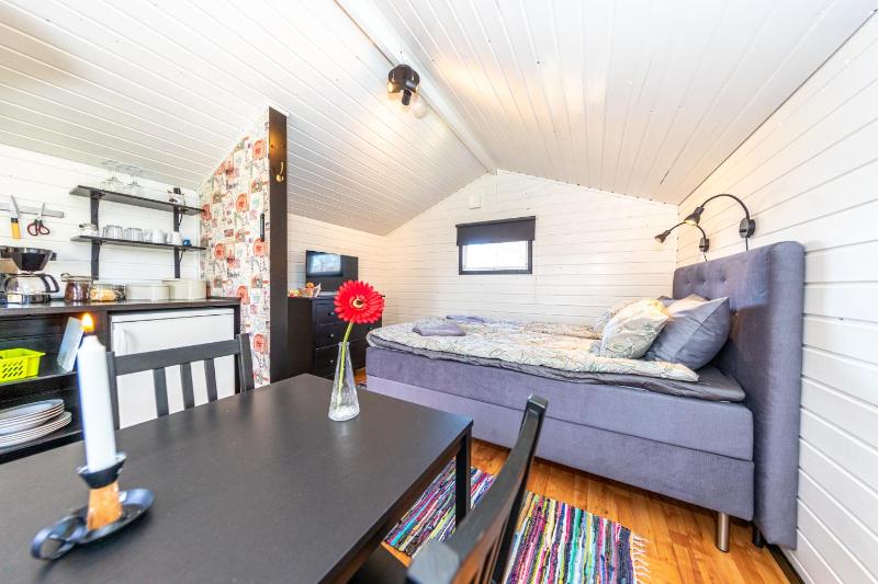 Double or Twin Room image 3