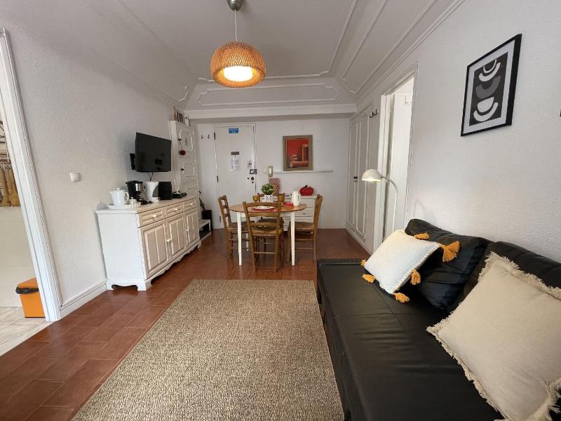 Ribeira Beach Apartment in Cascais - image 13