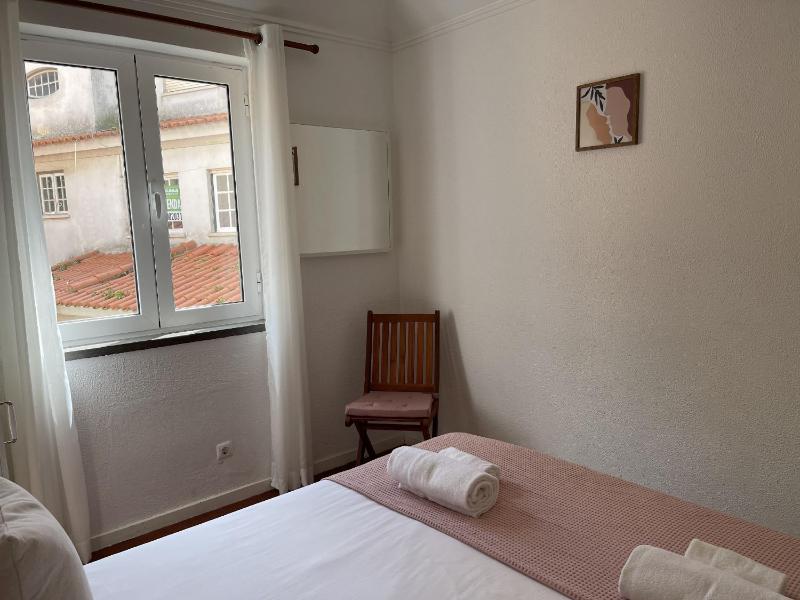 Ribeira Beach Apartment in Cascais - image 10