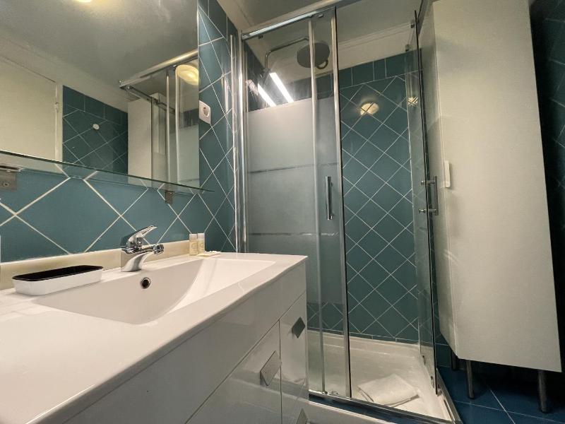 Ribeira Beach Apartment in Cascais - image 12
