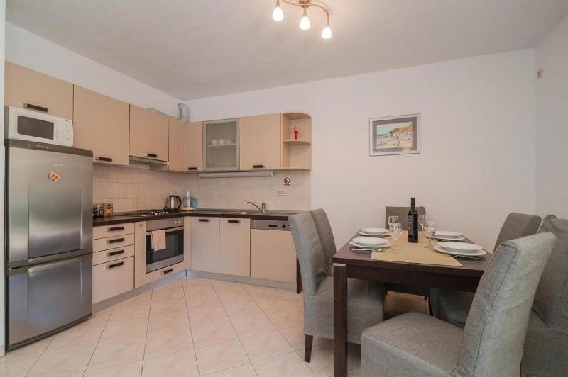 Apartment Irena - image 17