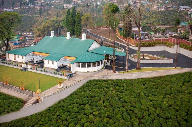 ama Stays & Trails Puttabong Cottage Darjeeling - image 1