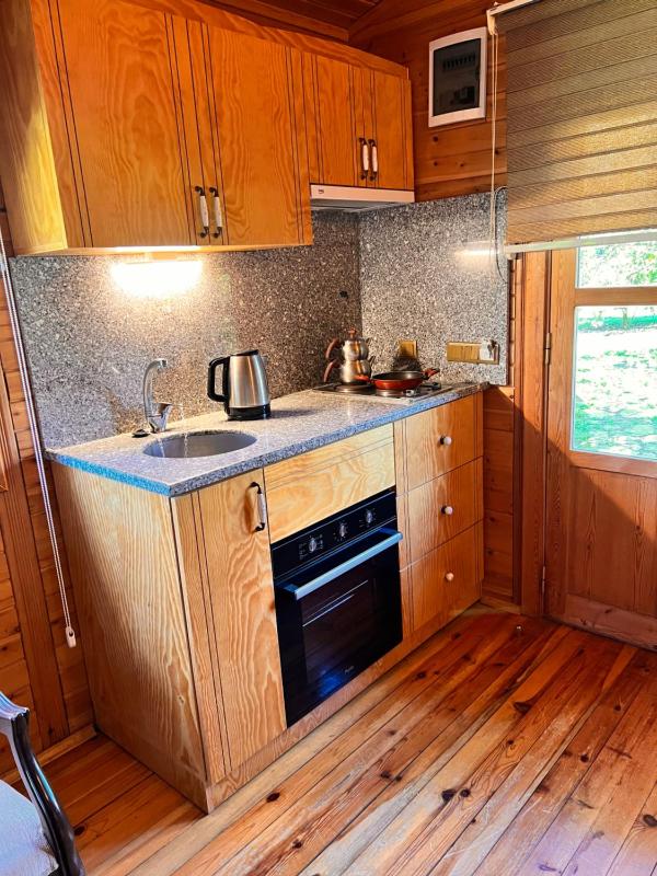 Two-Bedroom Bungalow image 3