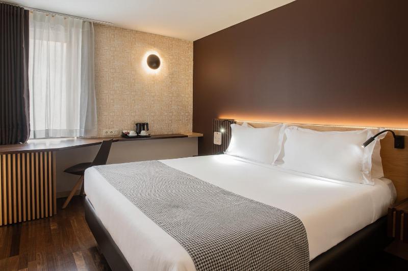 Comfort Double Room image 4