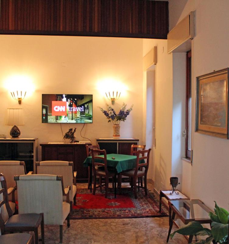 Hotel Mediterranée - image 27