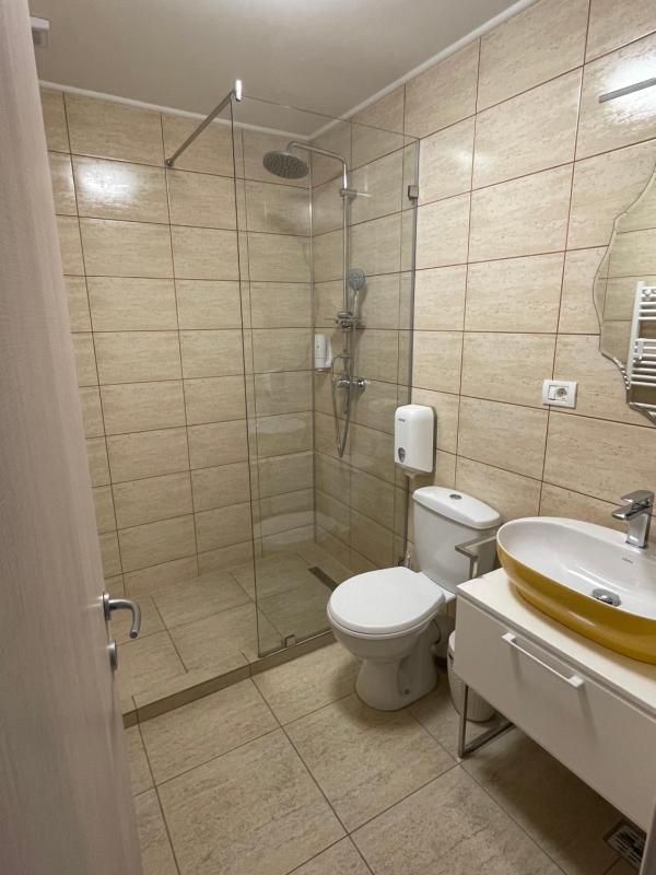 Double Room with Private Bathroom image 1