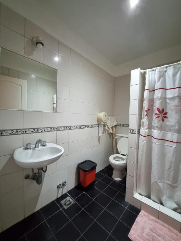 Hostel Estoril - image 10