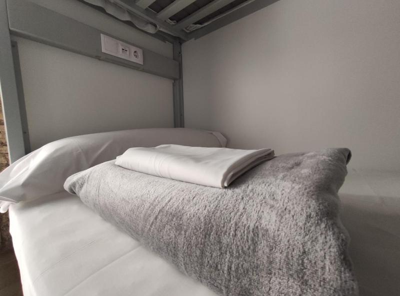 Black Swan Hostel Sevilla - image 9