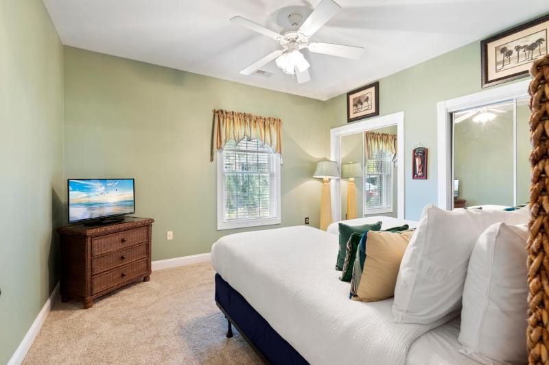 Tranquil 3BR Condo in Magnolia Point near Myrtlewood Golf Resort - image 23