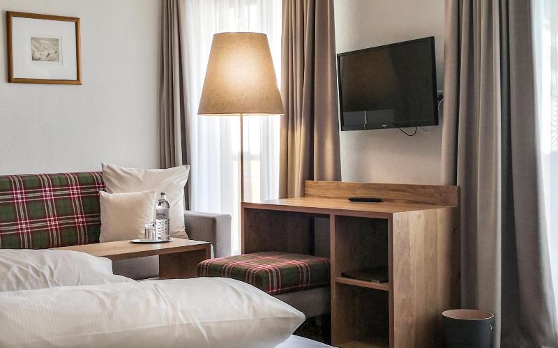 Deluxe Double Room image 3