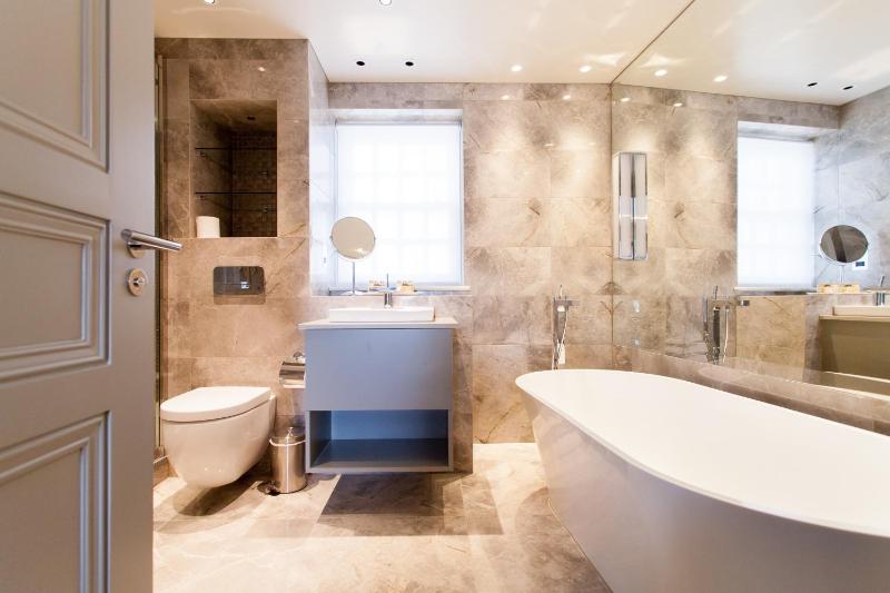 Penthouse Apartment image 2