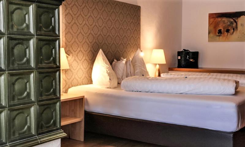 Junior Suite with Balcony image 4