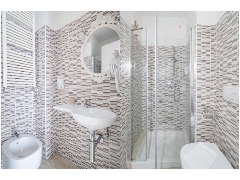 Comfort Triple Room with Two Private Bathrooms image 3