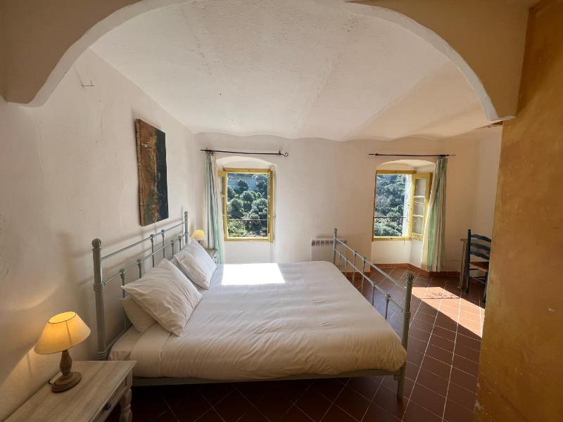 Family Room with Mountain View image 1