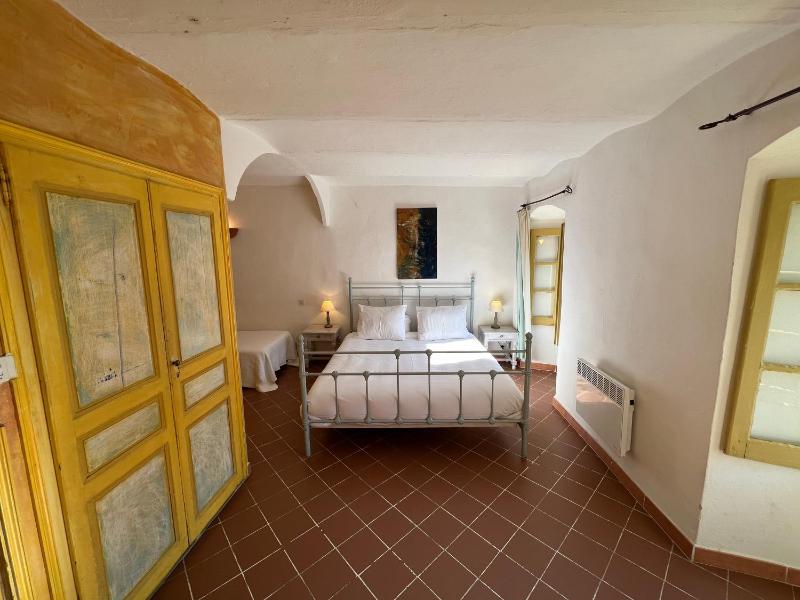 Family Room with Mountain View image 4