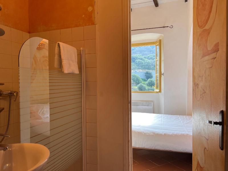Double Room with Mountain View image 3