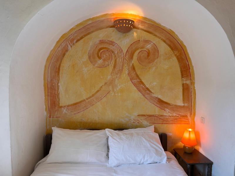 Double Room with Mountain View image 4