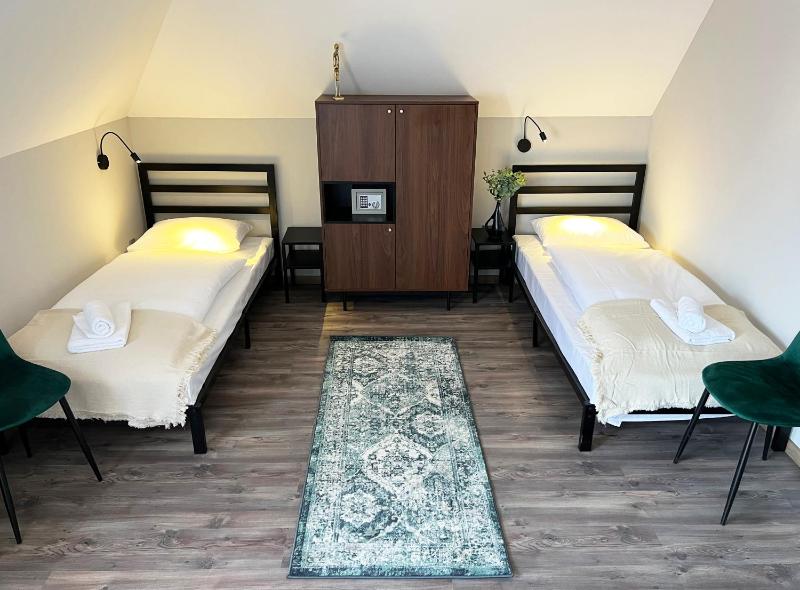 Double Room with Balcony image 1