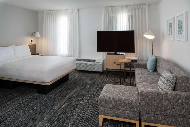 Studio Suite Queen image 1