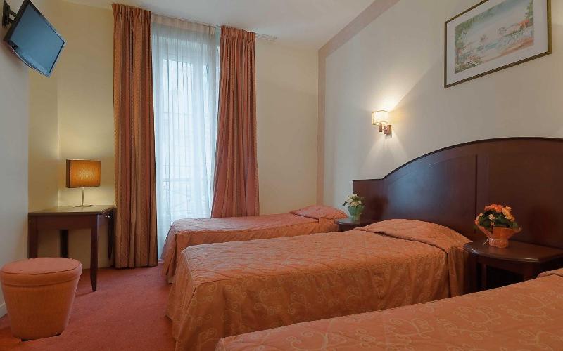 Triple Room image 1
