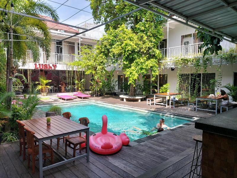 Lushy Hostel Canggu - image 35
